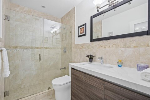 Adosado en venta en Miami, Florida, 3 dormitorios, 94.3 m2 № 2431432 - foto 11