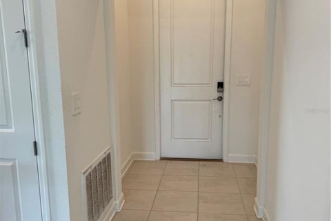 Casa en venta en Davenport, Florida, 4 dormitorios, 195.65 m2 № 1754817 - foto 8