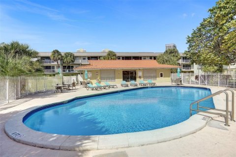 Снять в аренду кондоминиум в Халландейл-Бич, Флорида 2 спальни, 89.65м2, № 1957056 - фото 17