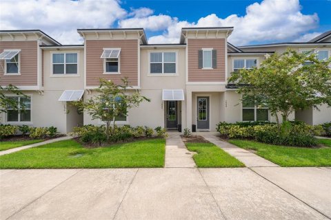 Townhouse in Kissimmee, Florida 5 bedrooms, 213.12 sq.m. № 1827141 - photo 1