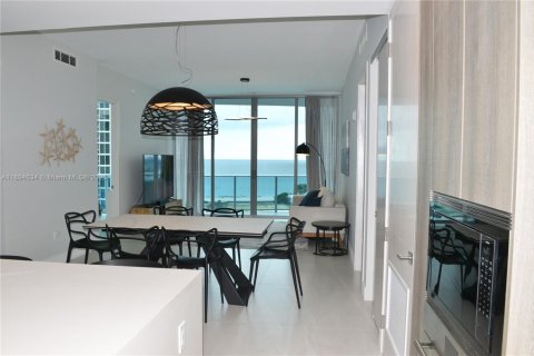 Appartement à louer à Sunny Isles Beach, Floride: 2 chambres, 126.44 m2 № 1947080 - photo 4