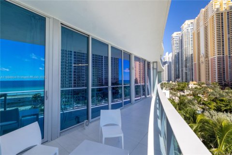 Appartement à louer à Sunny Isles Beach, Floride: 2 chambres, 126.44 m2 № 1947080 - photo 20