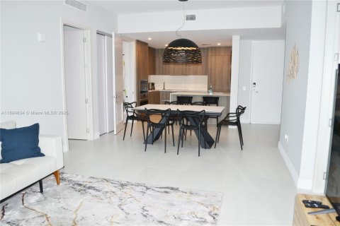 Appartement à louer à Sunny Isles Beach, Floride: 2 chambres, 126.44 m2 № 1947080 - photo 10