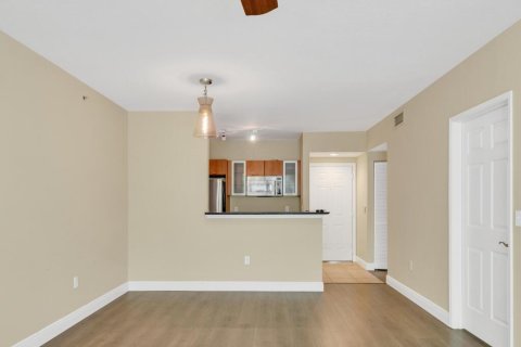 Condominio en venta en Boynton Beach, Florida, 1 dormitorio, 72.65 m2 № 2077768 - foto 7