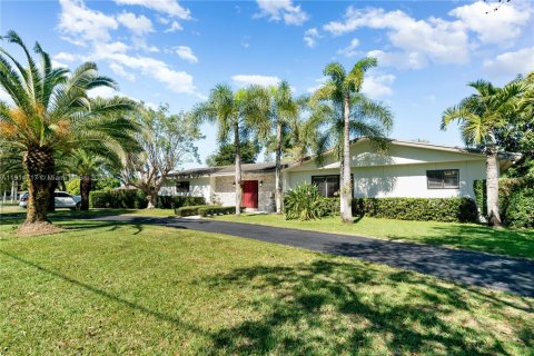 Casa en Homestead, Florida 3 dormitorios, 303.79 m2 № 2017103