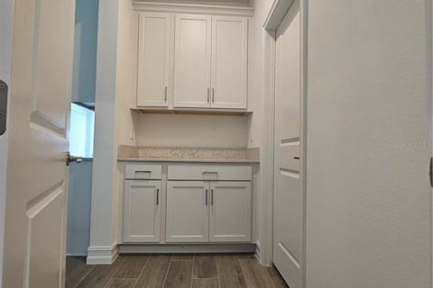 Casa en alquiler en Lutz, Florida, 5 dormitorios, 304.07 m2 № 2105070 - foto 18
