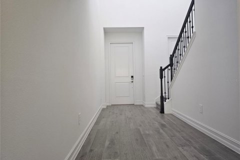 Casa en alquiler en Lutz, Florida, 5 dormitorios, 304.07 m2 № 2105070 - foto 4