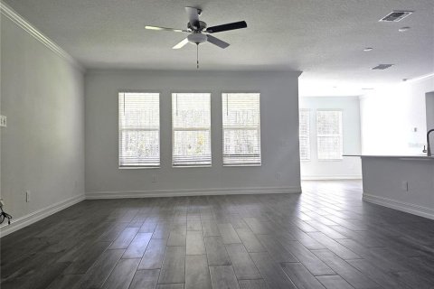 Casa en alquiler en Lutz, Florida, 5 dormitorios, 304.07 m2 № 2105070 - foto 5