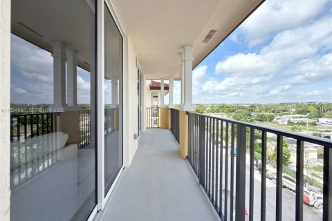 Appartement à louer à Sweetwater, Floride: 3 chambres, 113.9 m2 № 1983088 - photo 11