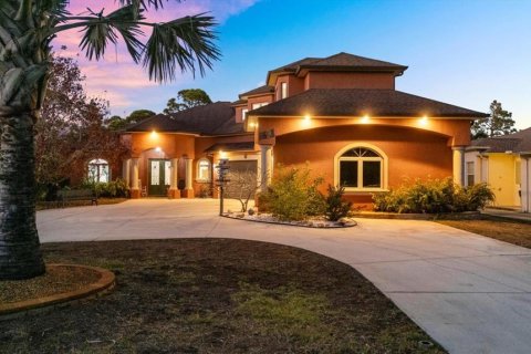Villa ou maison à Englewood, Floride 4 chambres, 332.78 m2 № 2147596