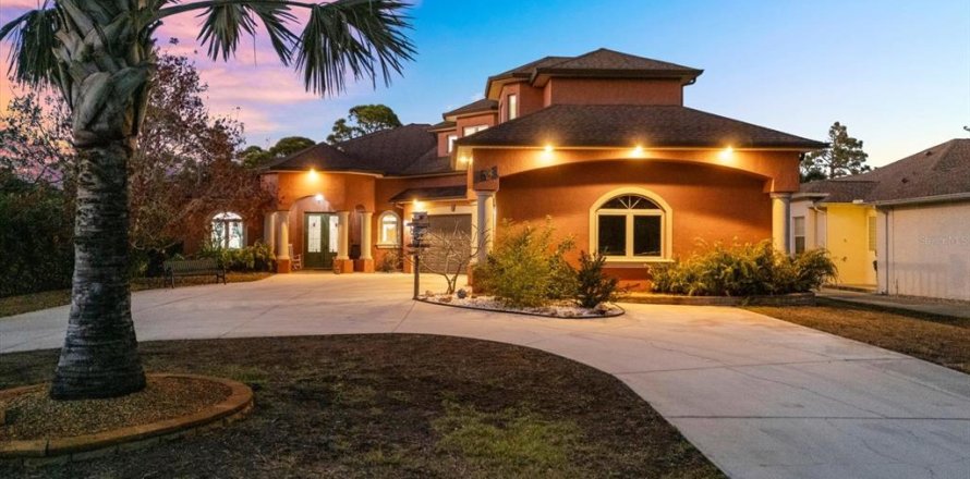 Villa ou maison à Englewood, Floride 4 chambres, 332.78 m2 № 2147596