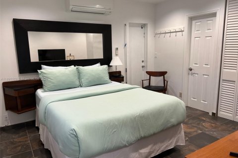 Купить виллу или дом в Форт-Лодердейл, Флорида 4 комнаты, 128.21м2, № 1950448 - фото 8