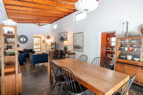 Купить виллу или дом в Форт-Лодердейл, Флорида 4 комнаты, 128.21м2, № 1950448 - фото 16