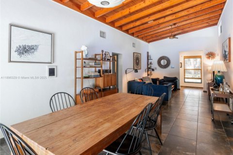 Купить виллу или дом в Форт-Лодердейл, Флорида 4 комнаты, 128.21м2, № 1950448 - фото 7