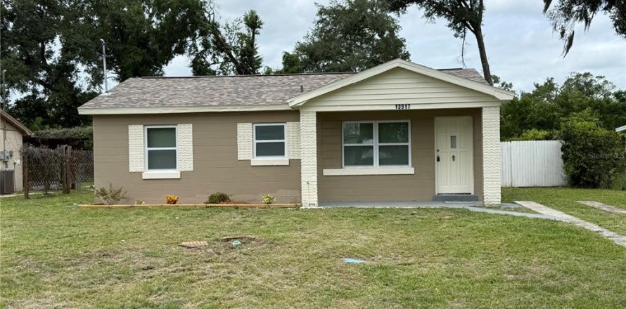House in Dade City, Florida 2 bedrooms, 104.33 sq.m. № 2107393