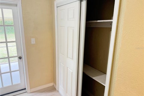 House in Dade City, Florida 2 bedrooms, 104.33 sq.m. № 2107393 - photo 17
