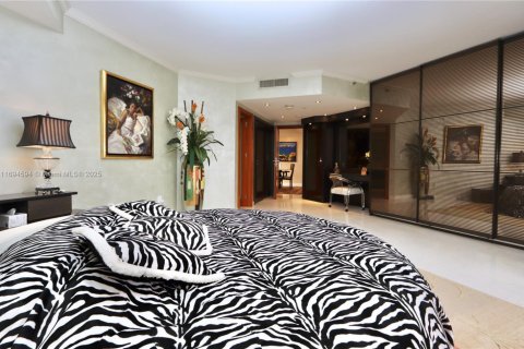 Condominio en venta en Aventura, Florida, 3 dormitorios, 197.88 m2 № 1862370 - foto 23
