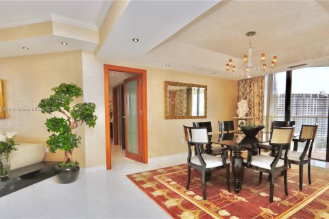 Condominio en venta en Aventura, Florida, 3 dormitorios, 197.88 m2 № 1862370 - foto 4