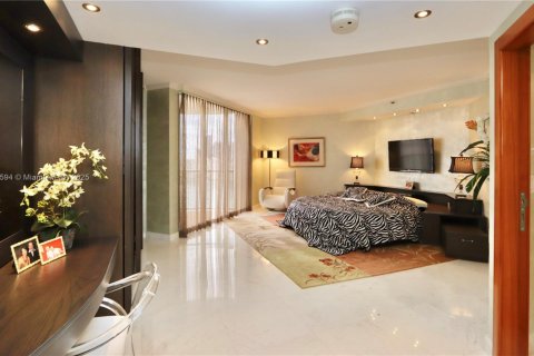 Condominio en venta en Aventura, Florida, 3 dormitorios, 197.88 m2 № 1862370 - foto 20