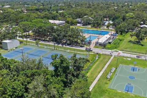 House in Sarasota, Florida 4 bedrooms, 231.88 sq.m. № 2205670 - photo 25