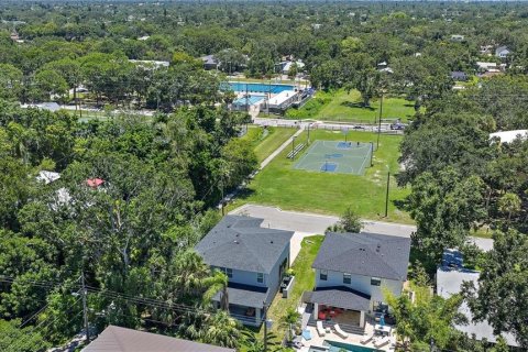 House in Sarasota, Florida 4 bedrooms, 231.88 sq.m. № 2205670 - photo 24