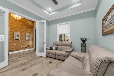 Villa ou maison à vendre à Punta Gorda, Floride: 4 chambres, 240.25 m2 № 2167033 - photo 11