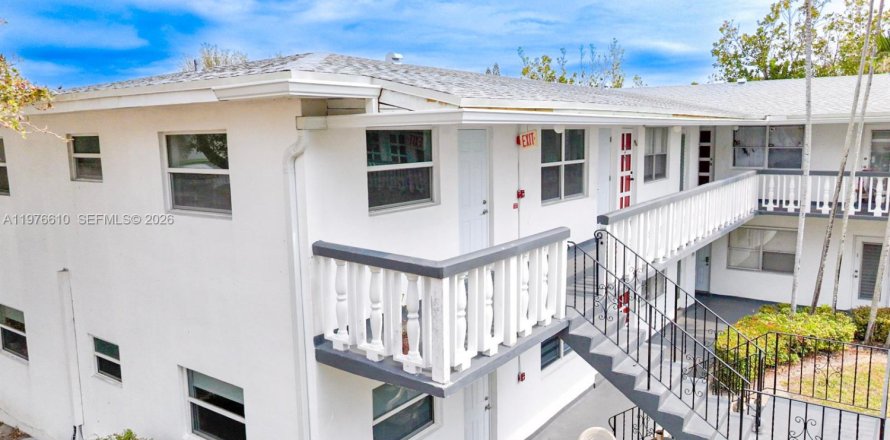 Condo à Hollywood, Floride, 2 chambres № 2080113