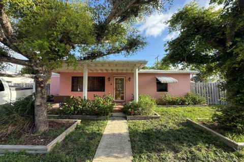 Villa ou maison à West Palm Beach, Floride 4 chambres, 143.63 m2 № 2087978