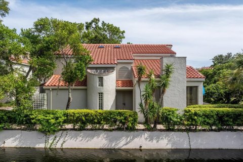 Townhouse in Maitland, Florida 3 bedrooms, 144.46 sq.m. № 1408277 - photo 1