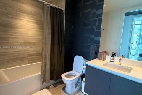 Copropriété à vendre à Miami, Floride: 2 chambres, 104.7 m2 № 1966814 - photo 14