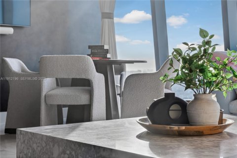 Condo in Miami, Florida, 2 bedrooms № 1966814 - photo 25