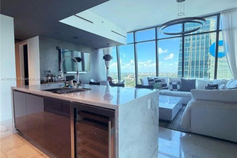 Copropriété à vendre à Miami, Floride: 2 chambres, 104.7 m2 № 1966814 - photo 18