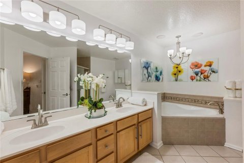Adosado en venta en Orlando, Florida, 3 dormitorios, 184.41 m2 № 1666399 - foto 16