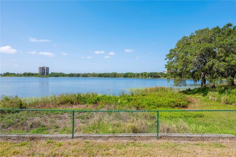 Adosado en venta en Orlando, Florida, 3 dormitorios, 184.41 m2 № 1666399 - foto 25