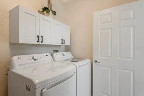 Adosado en venta en Orlando, Florida, 3 dormitorios, 184.41 m2 № 1666399 - foto 23