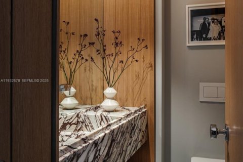 Condominio en venta en Miami Beach, Florida, 1 dormitorio, 100.8 m2 № 2077158 - foto 8