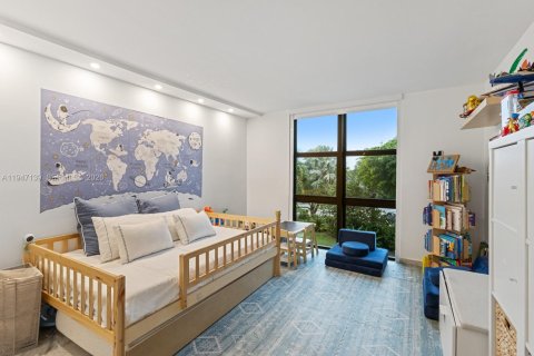 Купить кондоминиум в Ки-Бискейн, Флорида 3 спальни, 165.55м2, № 2003371 - фото 16