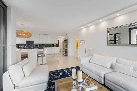 Купить кондоминиум в Ки-Бискейн, Флорида 3 спальни, 165.55м2, № 2003371 - фото 7