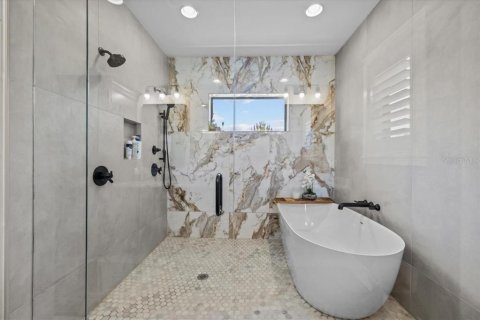 Villa ou maison à vendre à Tampa, Floride: 4 chambres, 265.14 m2 № 2094705 - photo 26