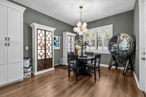 Villa ou maison à vendre à Tampa, Floride: 4 chambres, 265.14 m2 № 2094705 - photo 10