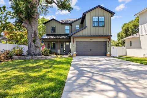 Villa ou maison à Tampa, Floride 4 chambres, 265.14 m2 № 2094705