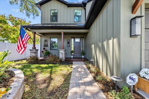 Villa ou maison à vendre à Tampa, Floride: 4 chambres, 265.14 m2 № 2094705 - photo 2