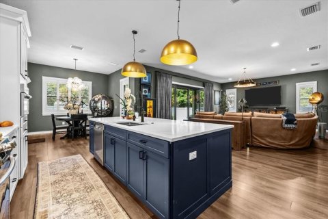 Villa ou maison à vendre à Tampa, Floride: 4 chambres, 265.14 m2 № 2094705 - photo 9