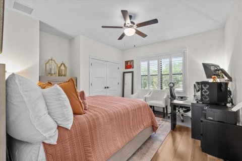 Villa ou maison à vendre à Tampa, Floride: 4 chambres, 265.14 m2 № 2094705 - photo 30