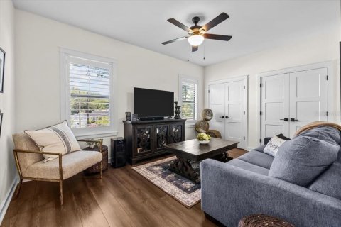 Villa ou maison à vendre à Tampa, Floride: 4 chambres, 265.14 m2 № 2094705 - photo 29