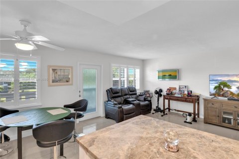 Condo in Deerfield Beach, Florida, 2 bedrooms  № 1712958 - photo 4