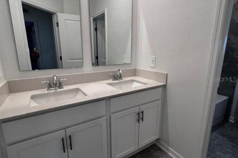 Villa ou maison à vendre à Apopka, Floride: 4 chambres, 187.94 m2 № 2284466 - photo 23
