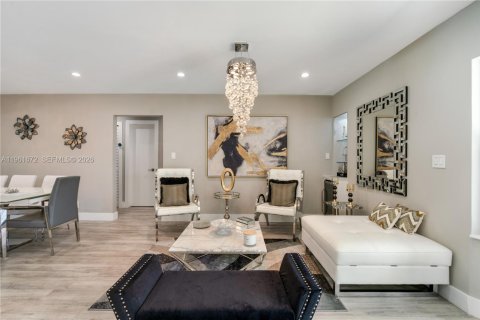 House in Lighthouse Point, Florida 3 bedrooms, 203.83 sq.m. № 2024497