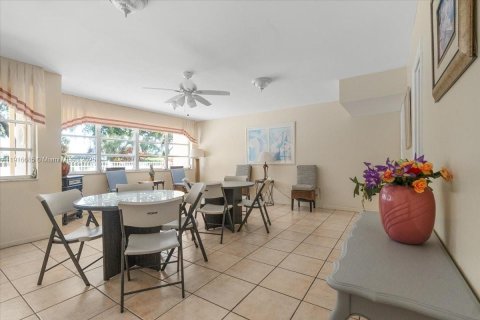 Condo in Deerfield Beach, Florida, 1 bedroom № 1972766 - photo 26