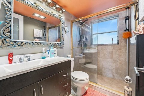 Condo in Deerfield Beach, Florida, 1 bedroom № 1972766 - photo 18